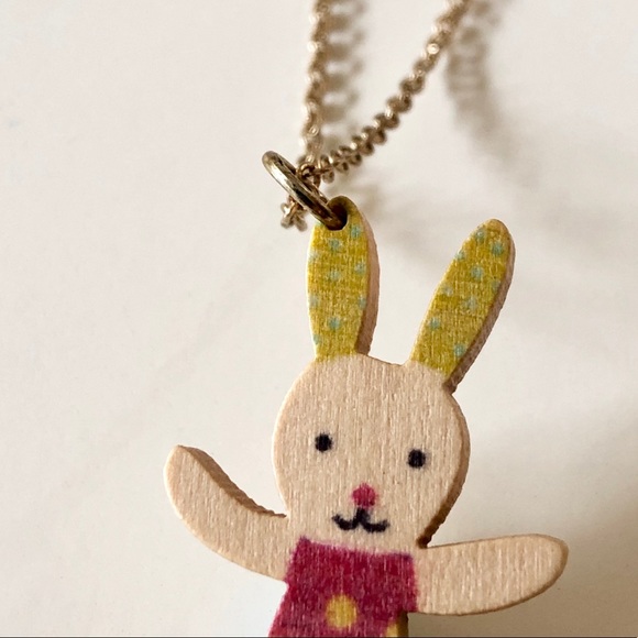 🐷2/$10 Wooden Charm Necklace - Picture 2 of 2